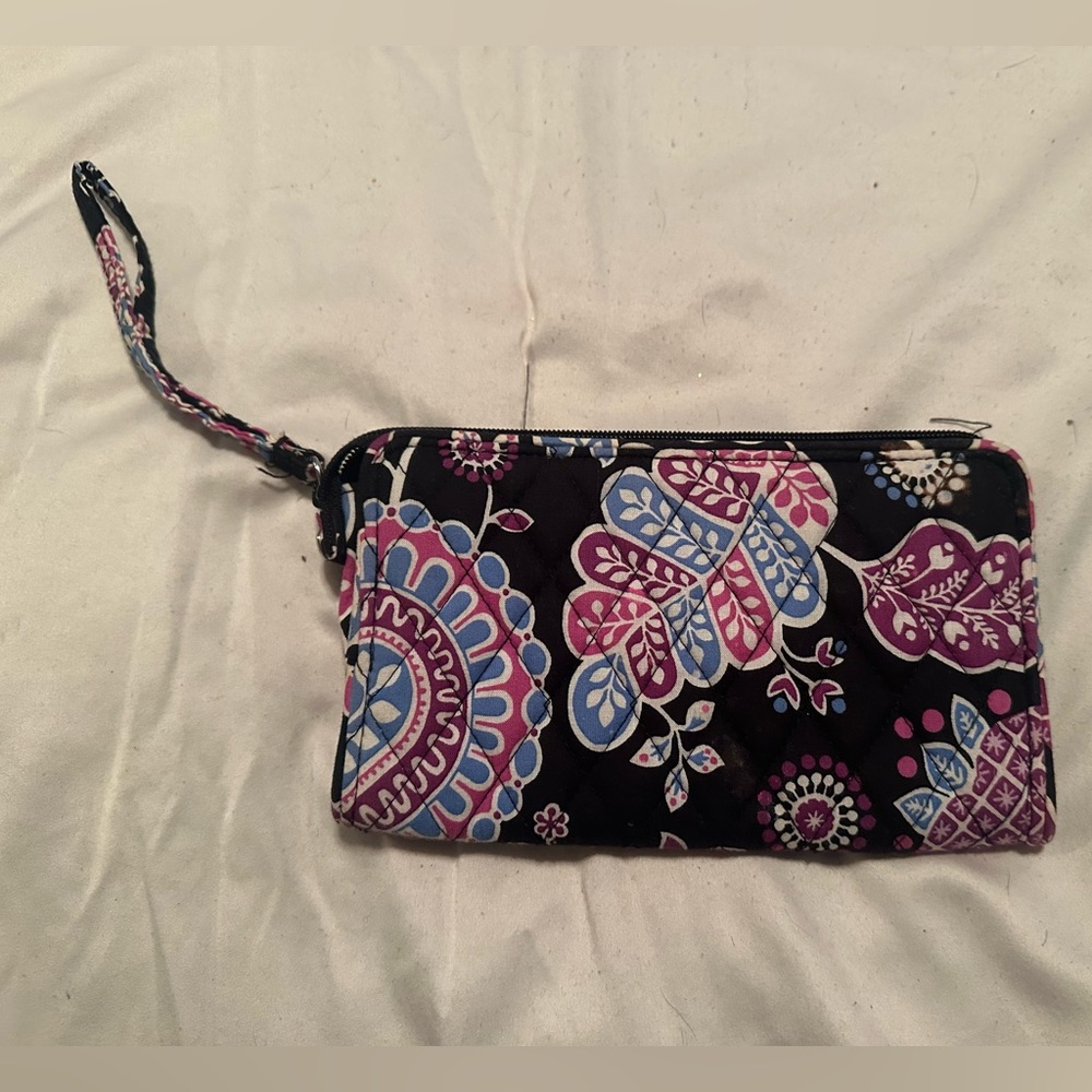 Vera Bradley wristlet smoke free home